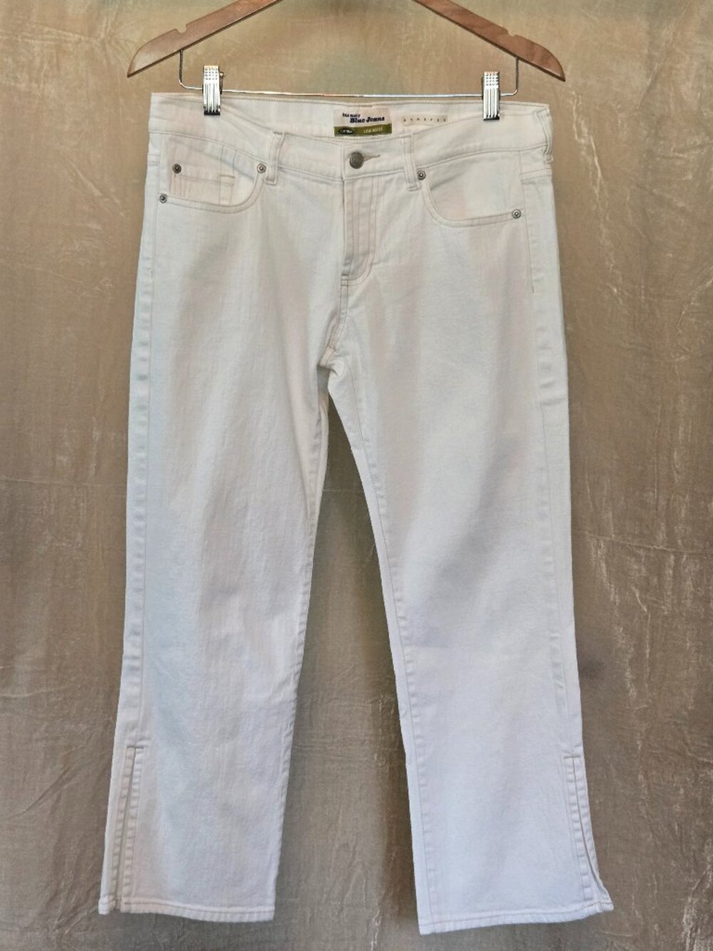 Old Navy Low‑Rise White Stretch Jeans – Cropped/Ankle Length with Slit Hem